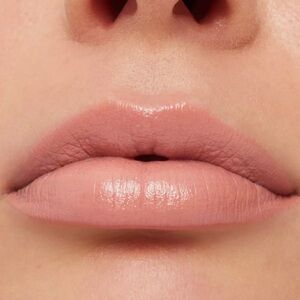 MAC Creme Cup Lipstick